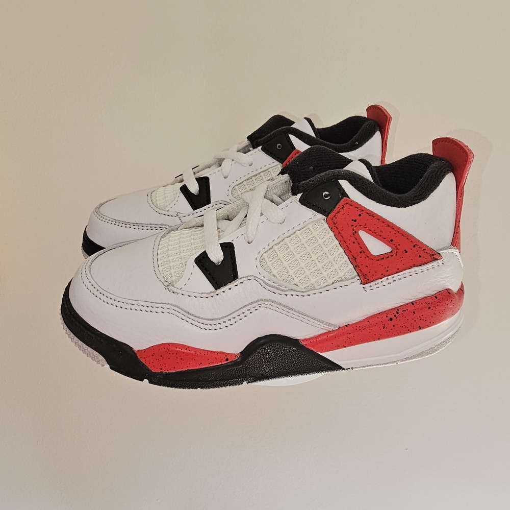 Jordan 4 Retro